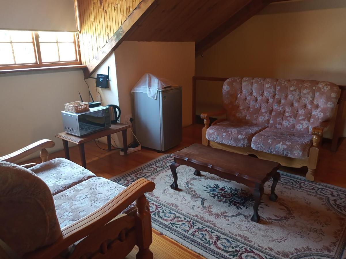 Route 62 B&B ロバートソン エクステリア 写真